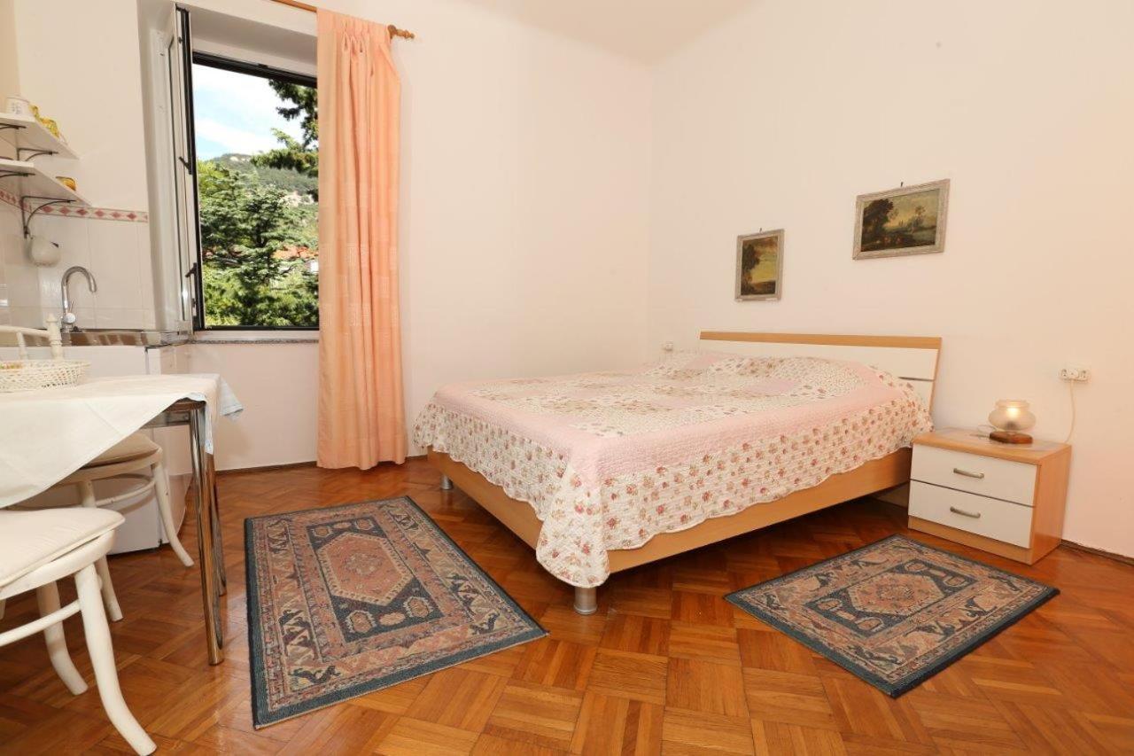 Studio Apartments Cavrak With Terrace Baška Kültér fotó