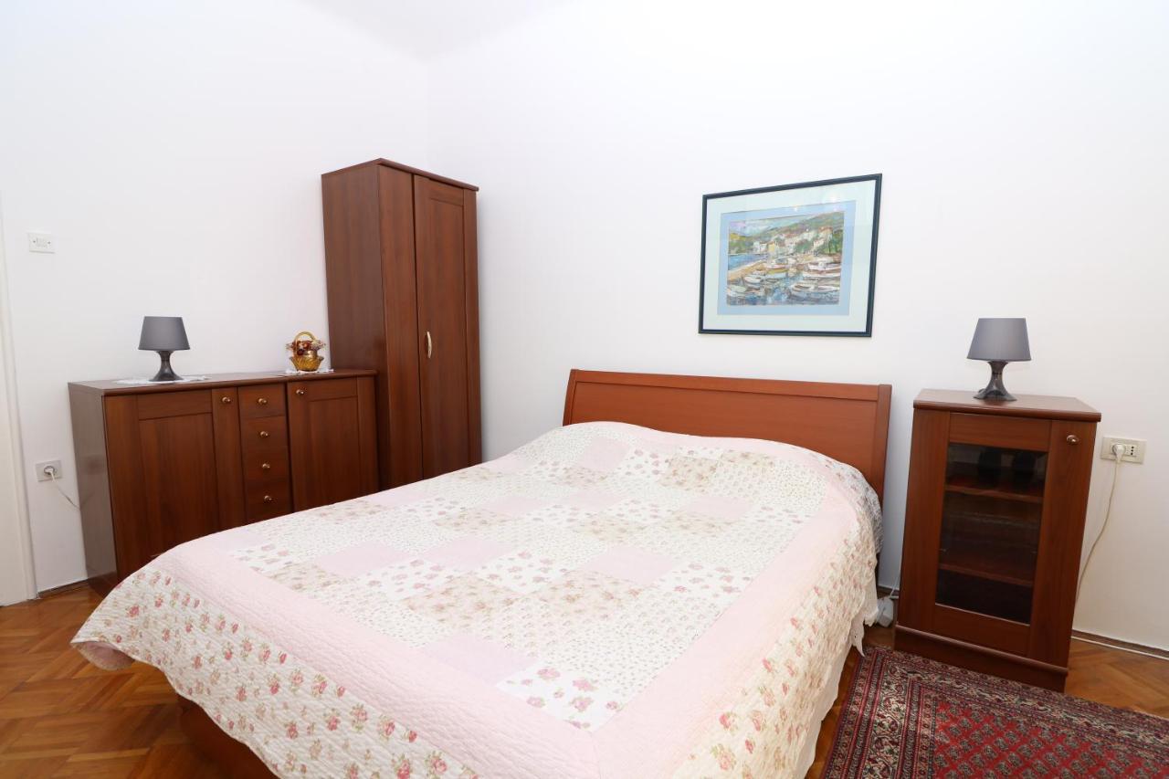 Studio Apartments Cavrak With Terrace Baška Kültér fotó
