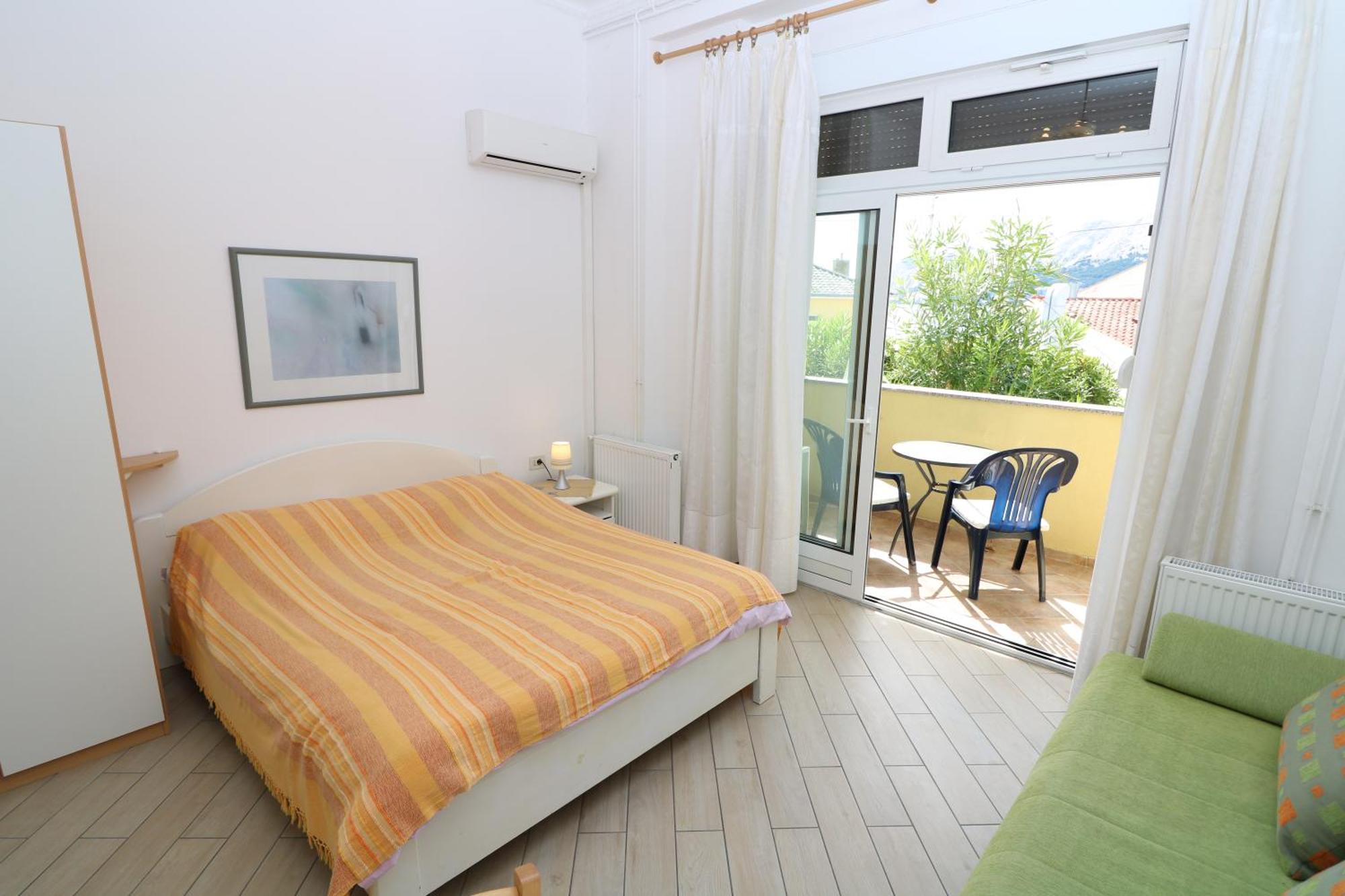 Studio Apartments Cavrak With Terrace Baška Szoba fotó