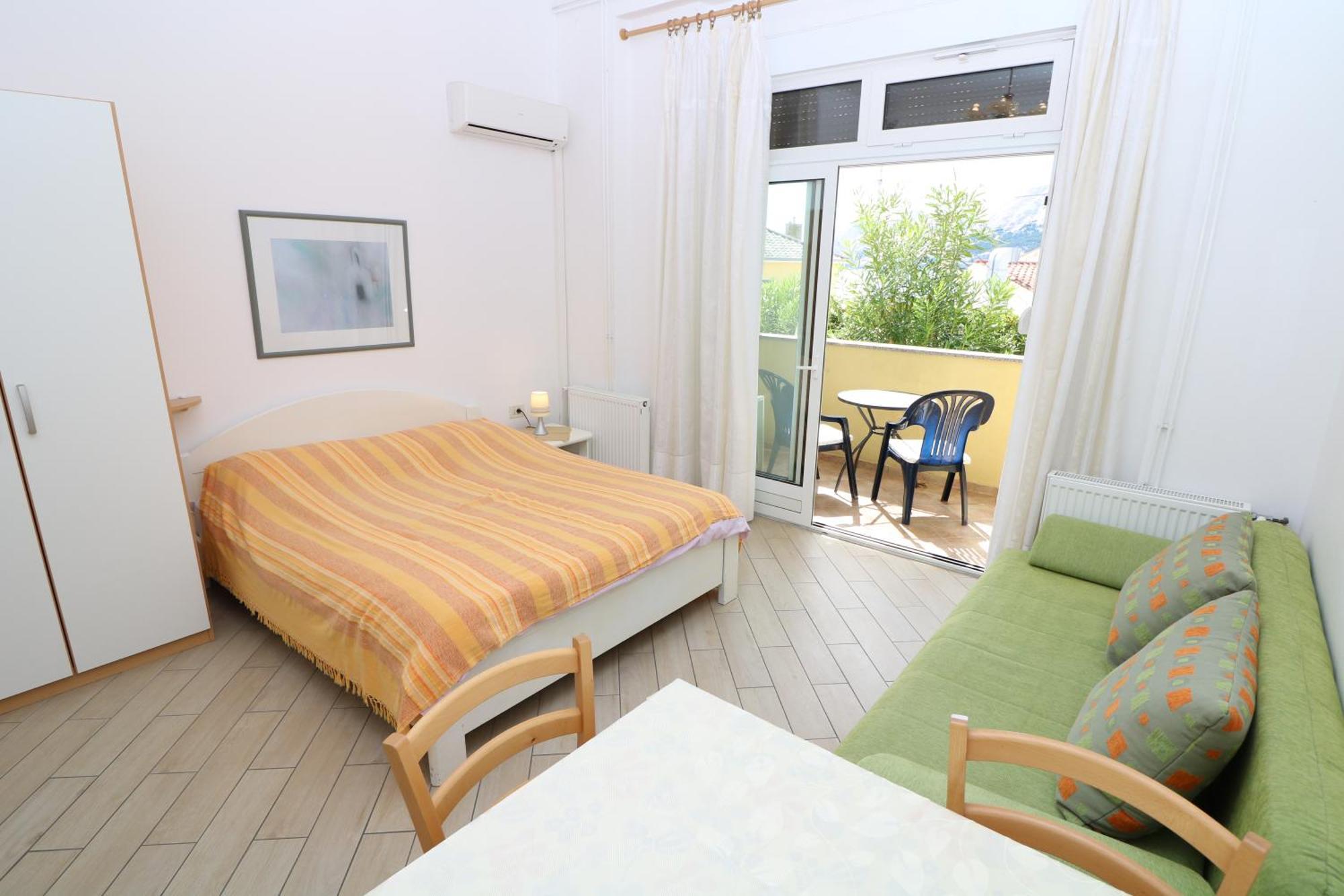 Studio Apartments Cavrak With Terrace Baška Szoba fotó