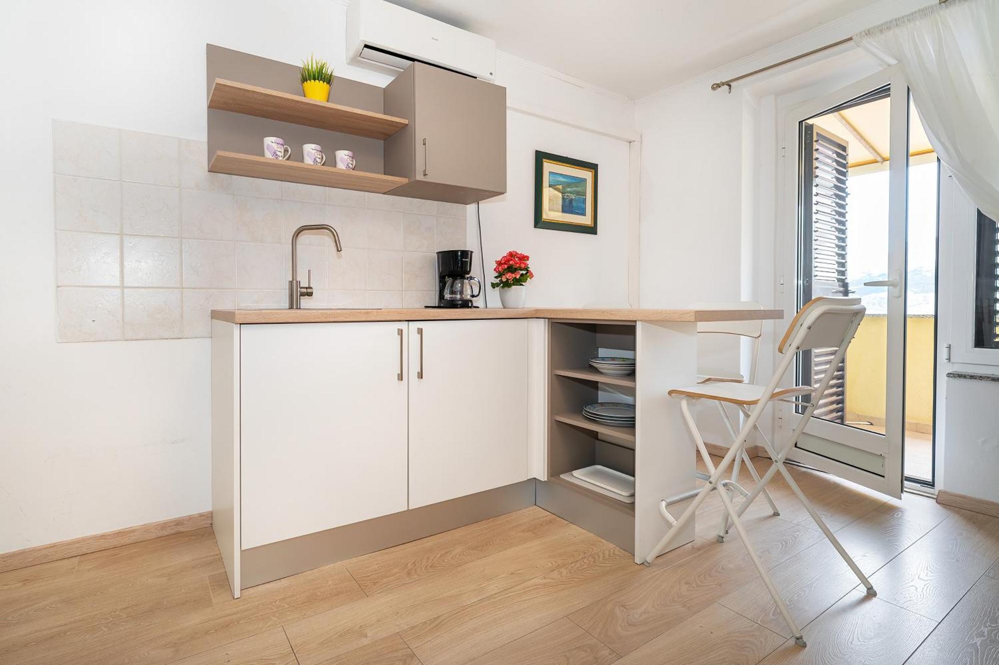 Studio Apartments Cavrak With Terrace Baška Kültér fotó