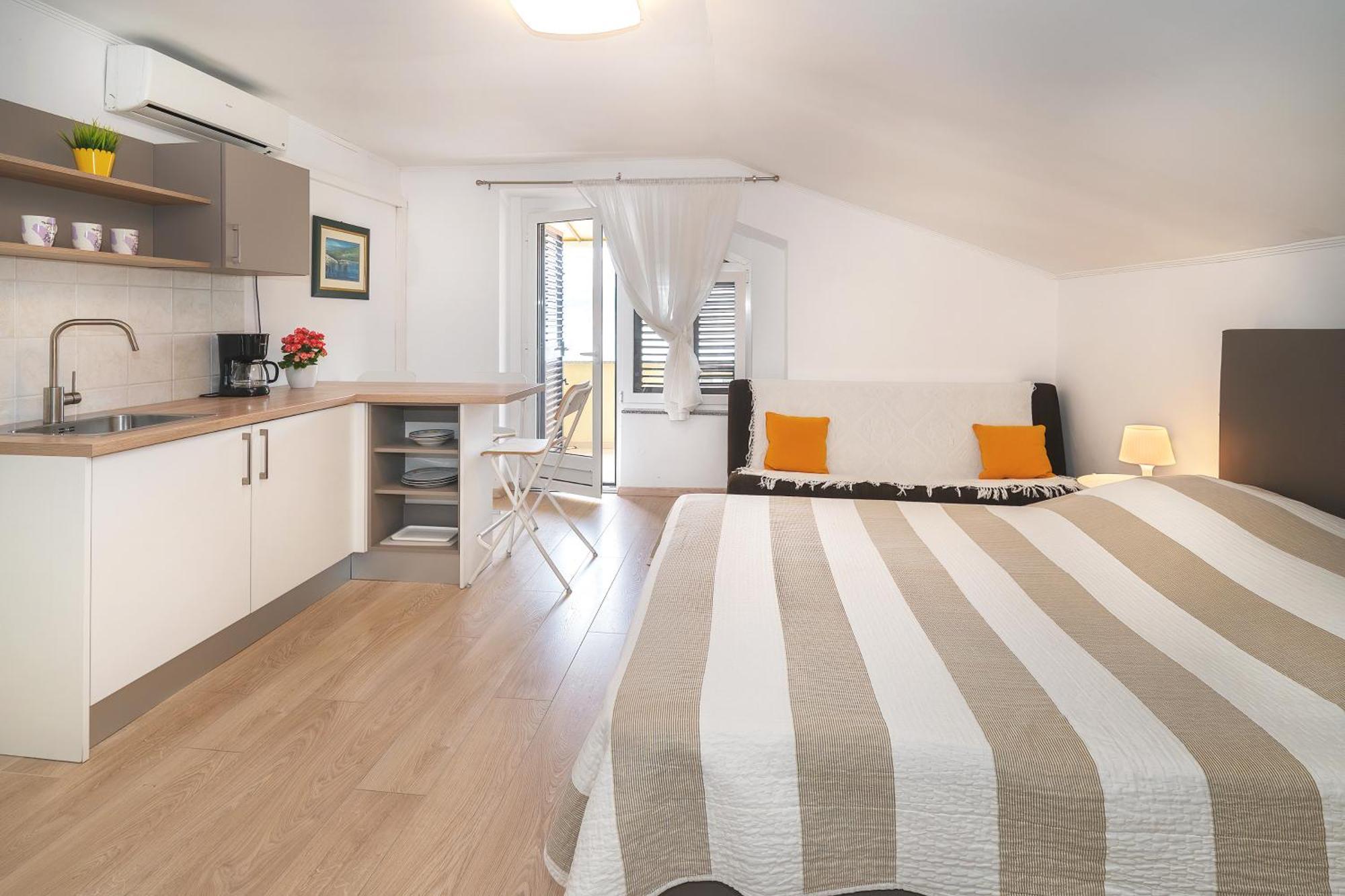 Studio Apartments Cavrak With Terrace Baška Kültér fotó